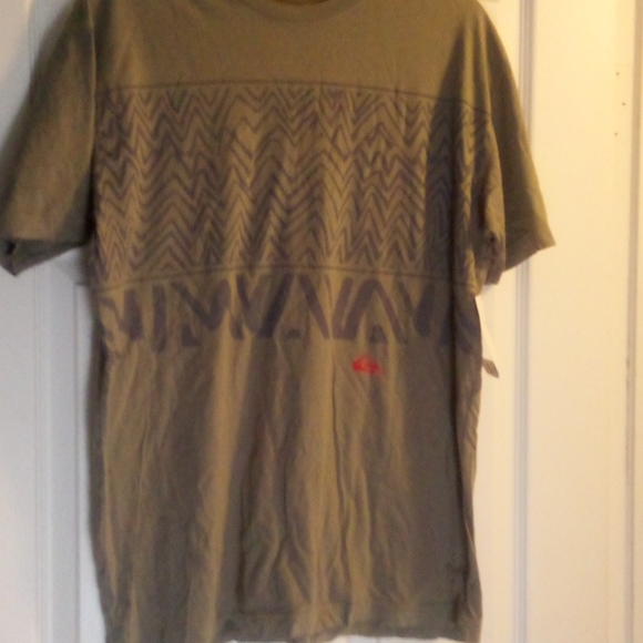 Quicksilver T-shirt - Picture 2 of 3